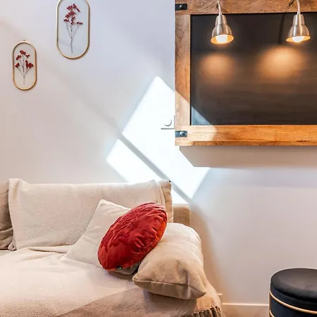 公寓 L'authentique, Chic, Relaxant Et Entree Autonome 库洛米耶