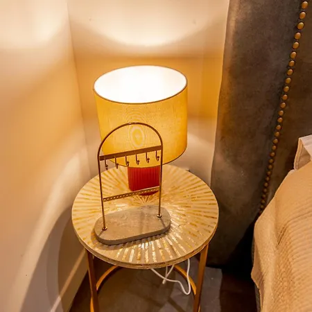 Appartement L'authentique, Chic, Relaxant Et Entree Autonome *