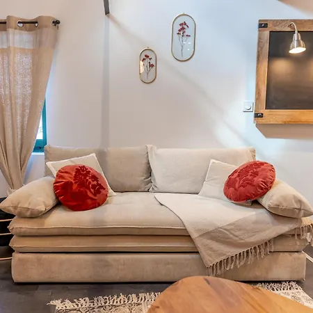 L'authentique, Chic, Relaxant Et Entree Autonome 公寓 库洛米耶
